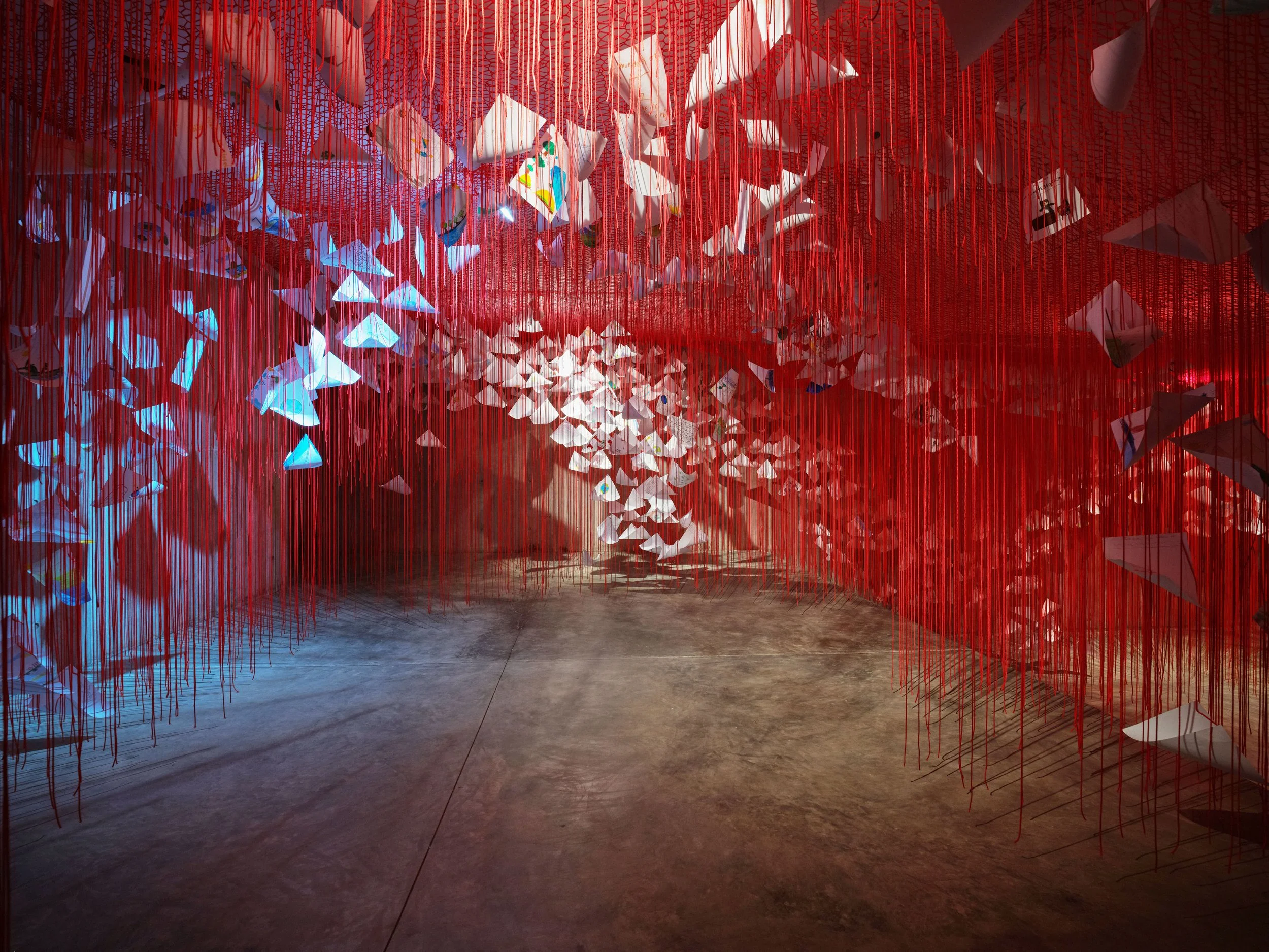 CHIHARU SHIOTA–塩田千春